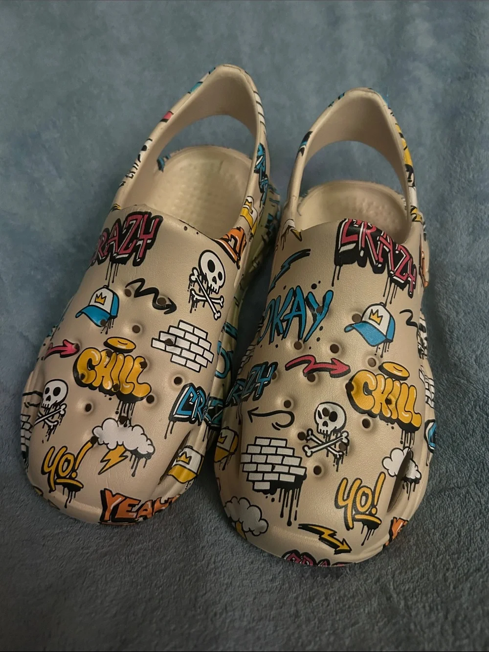 Kids Graffiti Print Clog Sandals in Beige with Blue & Yellow Accents